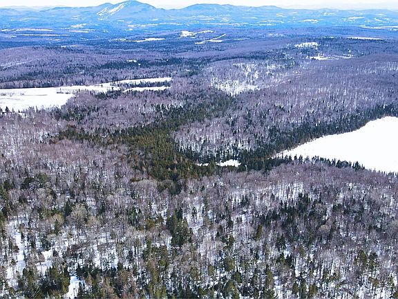 2nd image of 1606 Town Farm Road