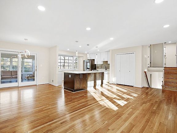 Open concept DR/LR/Kitchen
