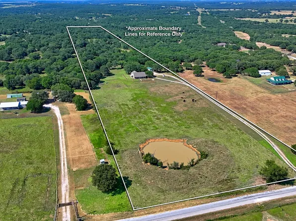 6021 Upper Montague Rd, Bowie, TX 76230