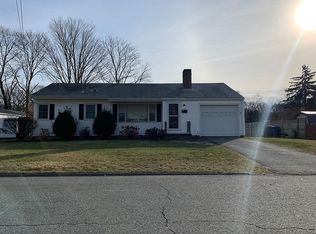 64 Fir Glade Dr, Warwick, RI 02886