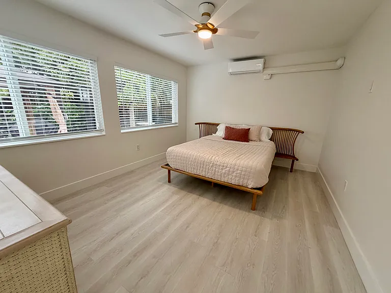 1279 Beach Rd #3 — Photo 14