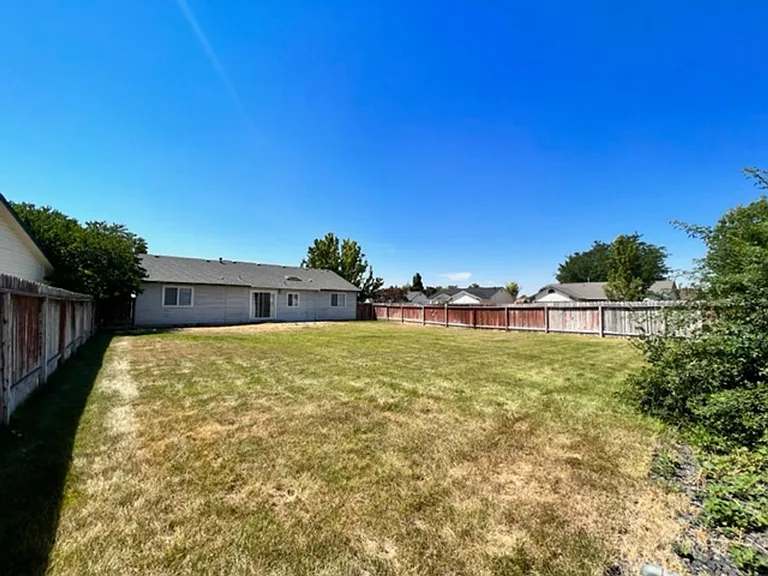 8137 W Waterfowl Ave — Photo 31