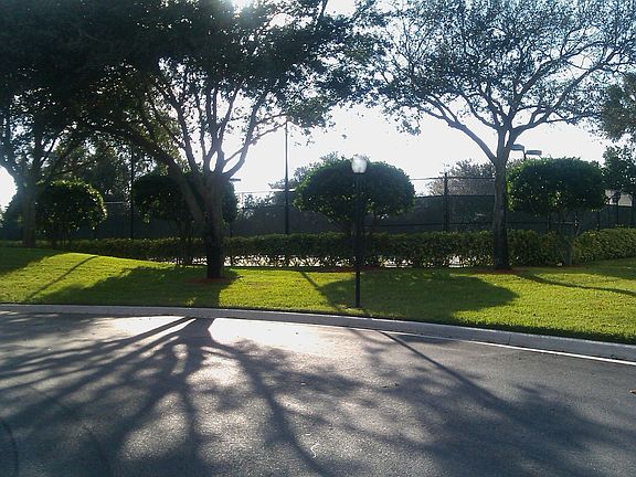 Community Tennis Ct.