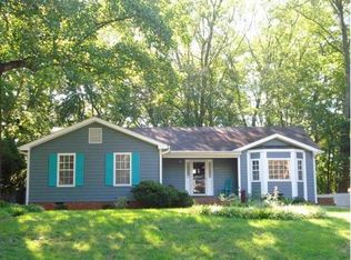 2446 Medway Dr, Raleigh, NC 27608