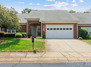 13323 Mint Lake Dr, Matthews, NC 28105