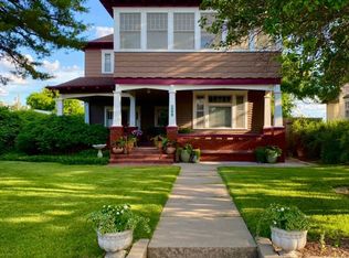 104 E Park St, Norton, KS 67654