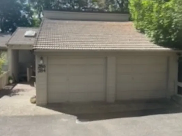 284 Cervantes, Lake Oswego, OR 97035