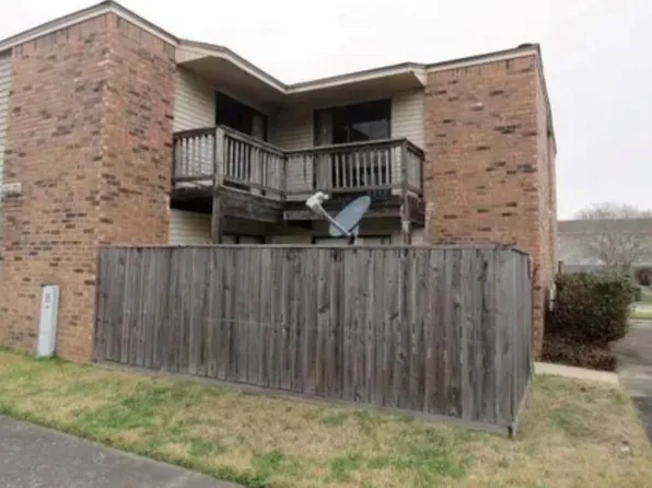 1212 N Major Dr, Beaumont, TX 77706