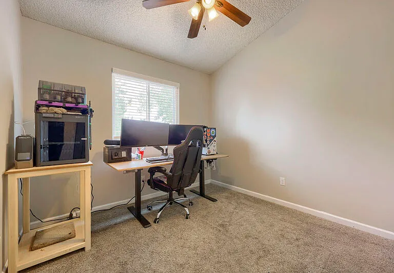 4540 Bramble Ln — Photo 6