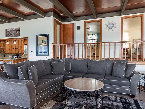 4th image of 7255 Neptune Ave