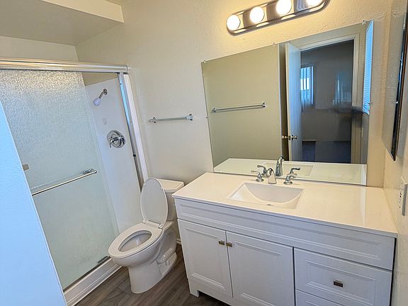3rd image of 435 W Kelly Ave APT B