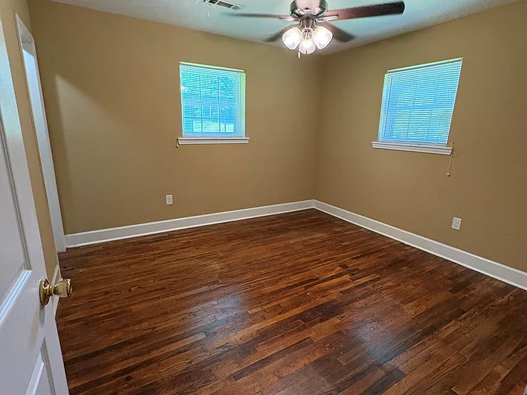 5520-372 County Road 5520 — Photo 14
