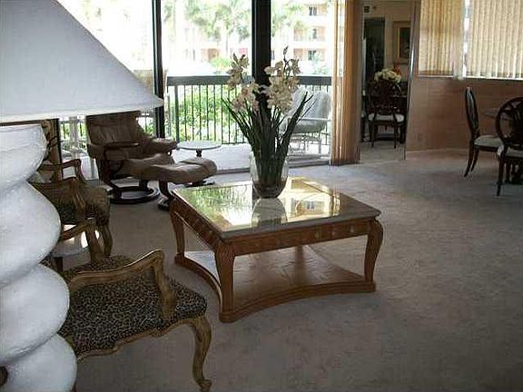 4th image of 2900 NE 14 Street #315