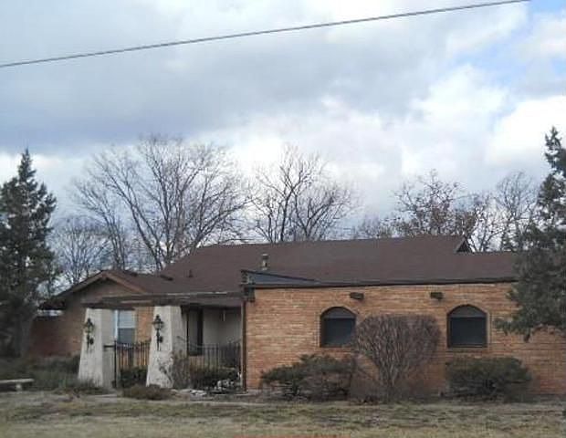 2nd image of 403 Lorene Dr
