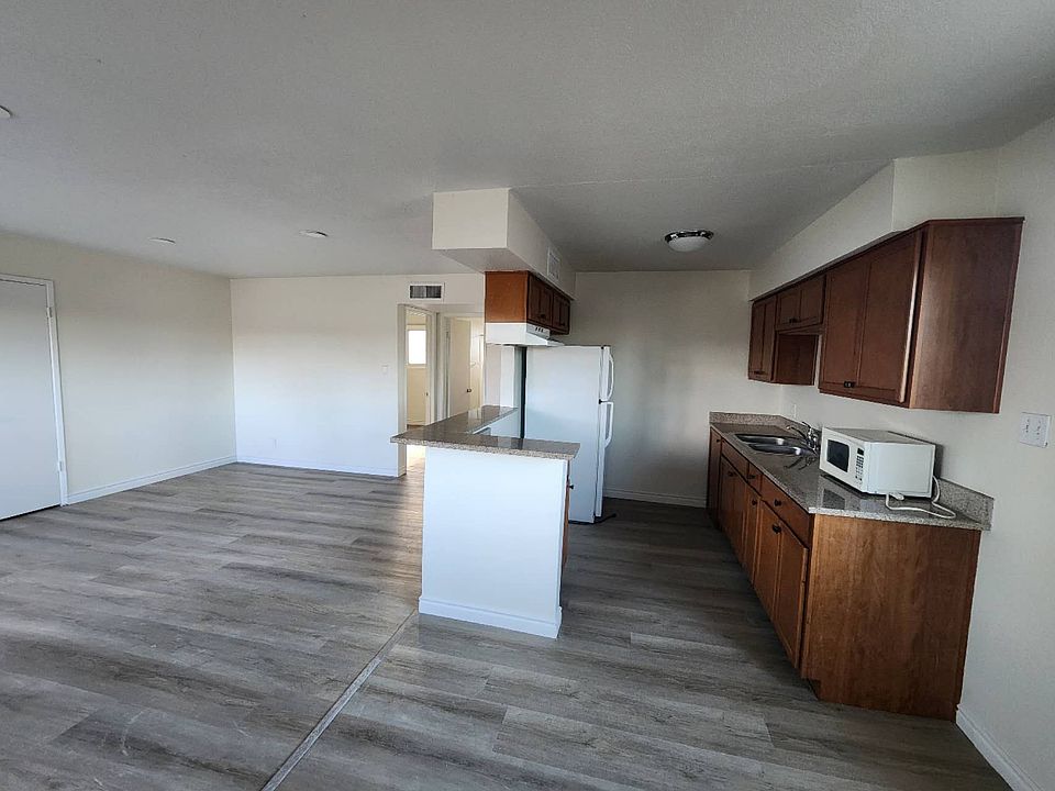 1st image of 504 Calcaterra Cir #F