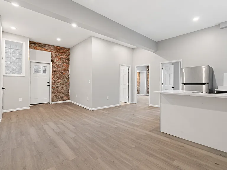 928 Morningside Ave #1 — Photo 10