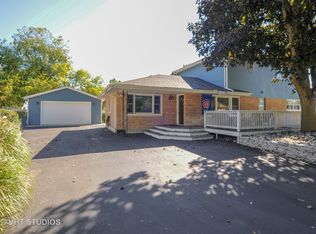 2516 S Birchwood Ave, McHenry, IL 60051