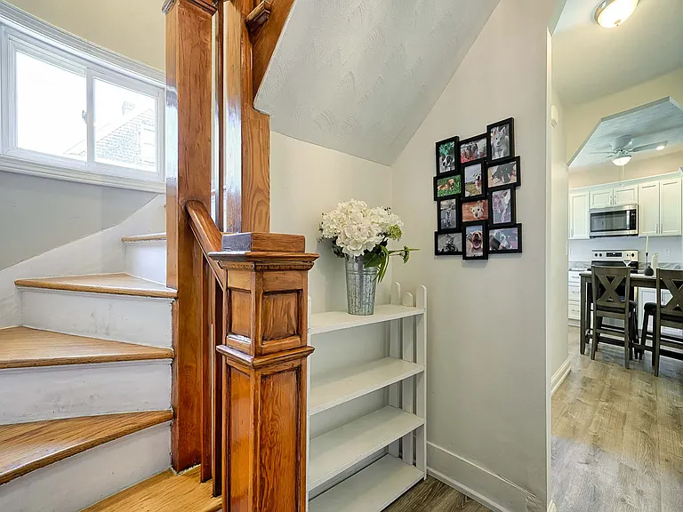 Front Entrance Hallway