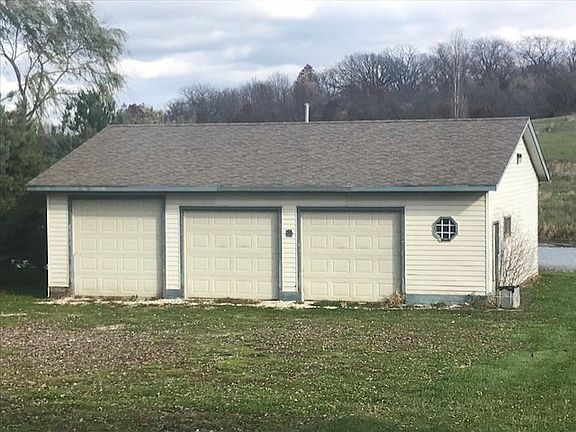2nd image of 13121 McGregor St