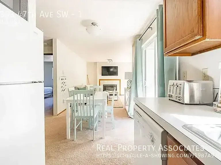 7333 47th Ave SW #1 — Photo 8