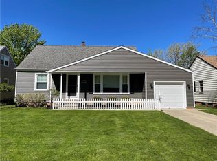 1342 Beaconfield Rd, Lyndhurst, OH 44124