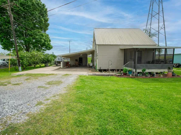 1614 River Rd, Berwick, LA 70342