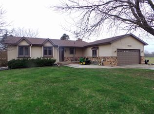9248 Sharp Rd, Swartz Creek, MI 48473