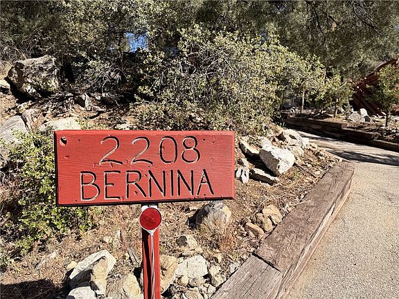2nd image of 2208 Bernina Dr
