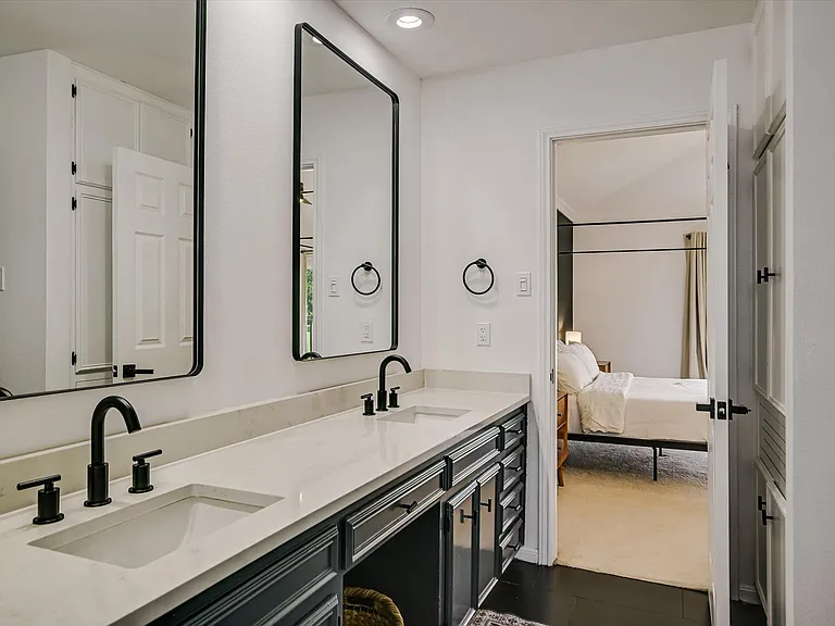 11125 Pinehurst Dr #C — Photo 10