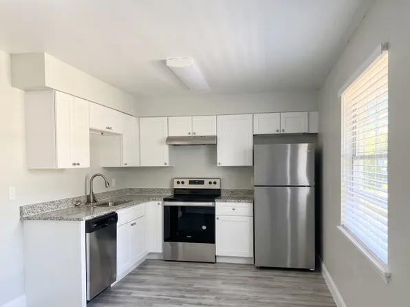 Salisbury Apartments, 125 S Salisbury Ave #A5, Deland, FL 32720