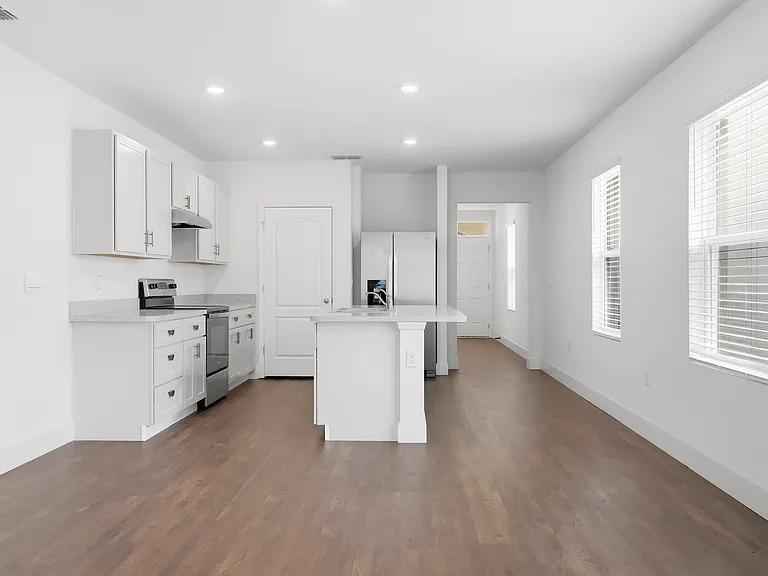 1749 Shadow Trace Way — Photo 10