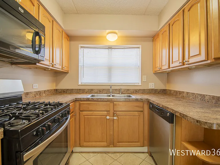 6551 W School St #103B — Photo 7
