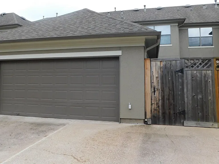 4333 Lake Run Dr — Photo 47