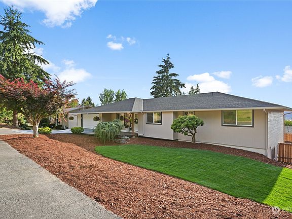 3rd image of 30217 108th Avenue SE