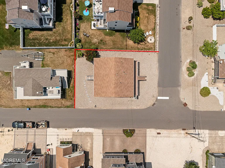 81 Sheridan St — Photo 20