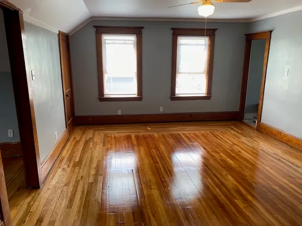 3 977belleville Ave, New Bedford, MA 02742