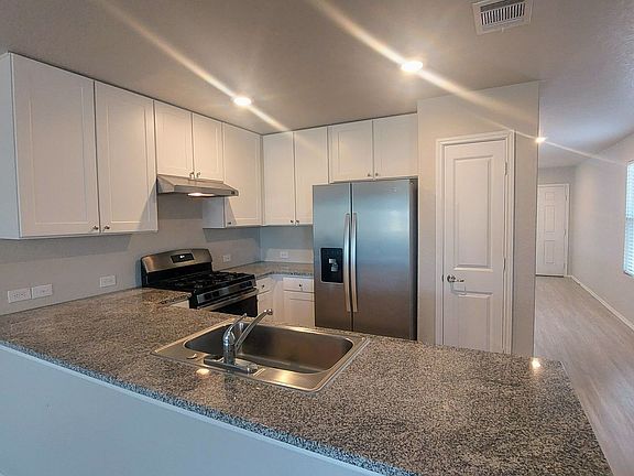 5th image of 13403 Ashworth Blvd