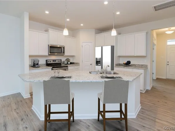 917 Scott Commons Ln, Henrico, VA 23227