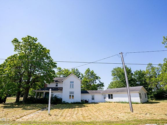 3rd image of 7292 Road 176