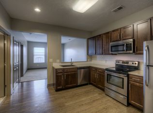 Blackstone Place Suites, Omaha, NE 68131