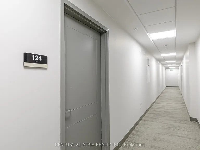 4 Kimberly Ln #124 — Photo 5