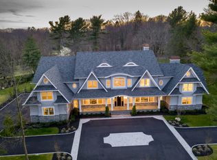 57 Simonson Rd, Glen Head, NY 11545