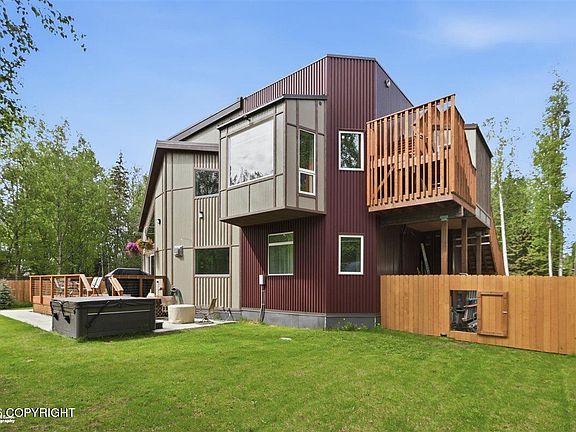 3rd image of 5030 W 86th Ave
