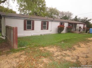 170 Goat Hill Rd, Lakehills, TX 78063