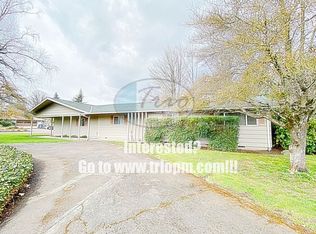 2195 Fairway Loop, Eugene, OR 97401