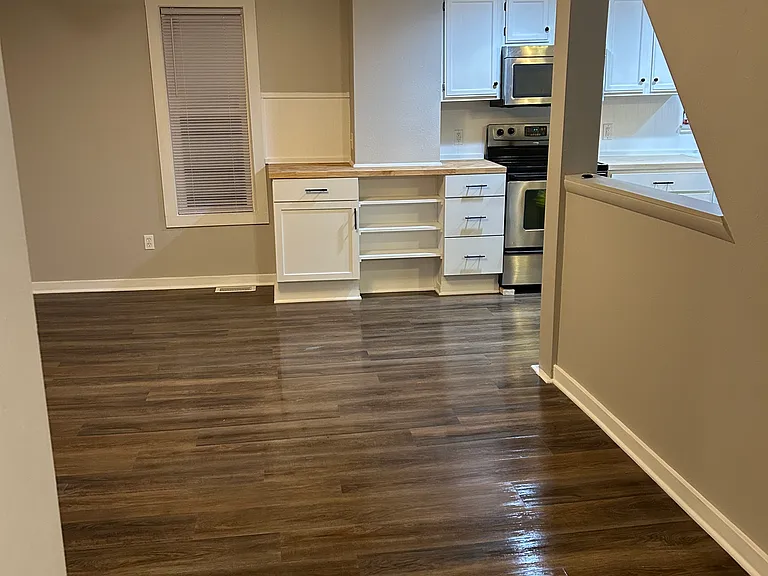 2042 Silver St — Photo 13