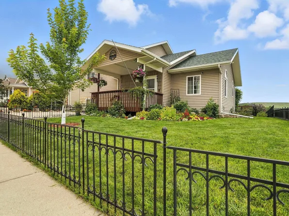 636 Earleen St, Rapid City, SD 57701
