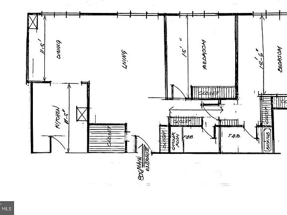 2nd image of 10401 Grosvenor Pl APT 806