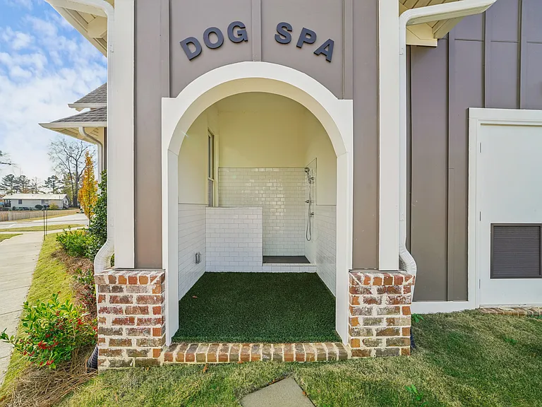 Turnberry Park Apartments and Homes — Photo 9