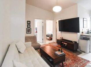 216 N 8th St #2D, Brooklyn, NY